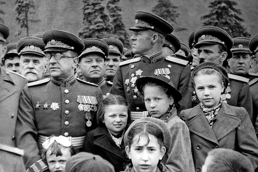 70 ЛЕТ ПАРАДУ ПОБЕДЫ НА КРАСНОЙ ПЛОЩАДИ