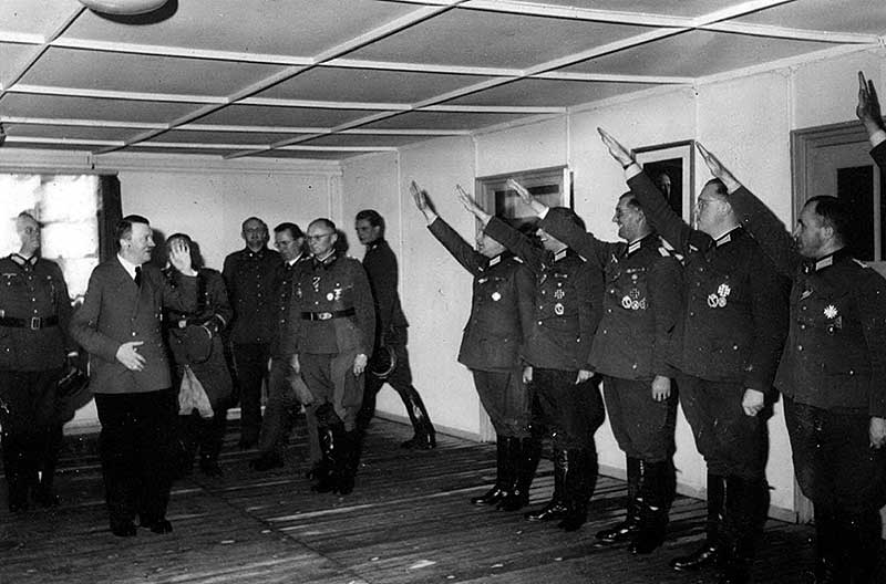ЛЕГЕНДА О НЕПОГРЕШИМОСТИ НЕМЕЦКИХ ГЕНЕРАЛОВ