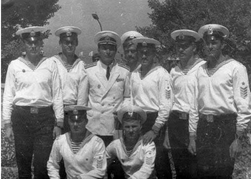 Команда шлюпки № 2 в Севастополе. День ВМФ СССР, 29 июля 1975 года.