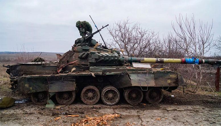 Украинский экипаж замуровали в танке