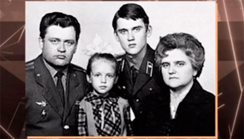 Александр Маршал – Из династии военных
