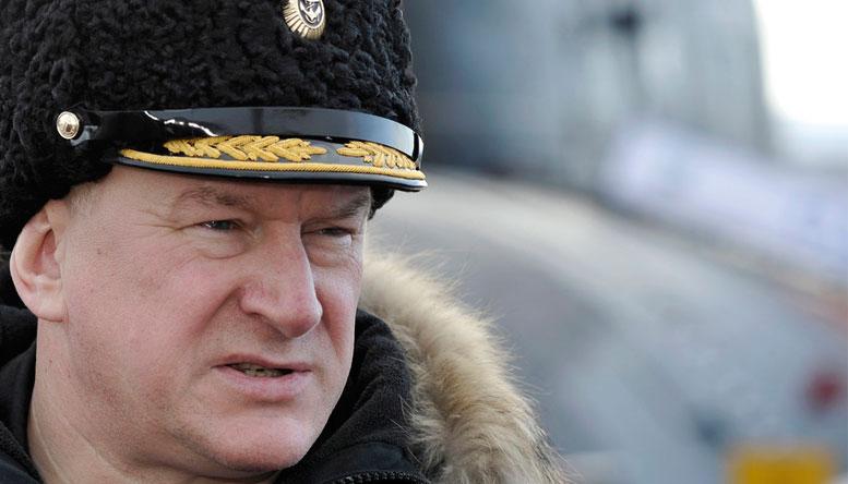 Главком ВМФ Николай Евменов проверил ход строительства новейших подводных ракетоносцев стратегического назначения