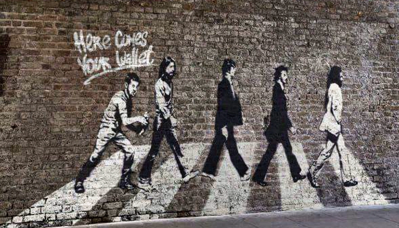 В Лондоне рядом с домом Пола Маккартни появилось граффити с группой Beatles и Зеленским.